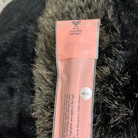 Makeup bundle - Picture 9 of 11